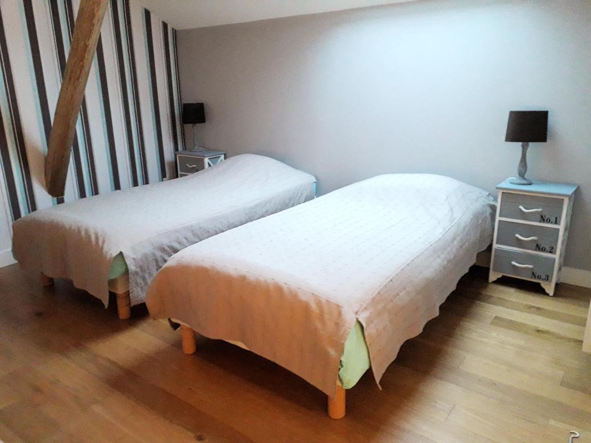 La Tourelle De Chevignat Bed and Breakfast Courmangoux Eksteriør billede
